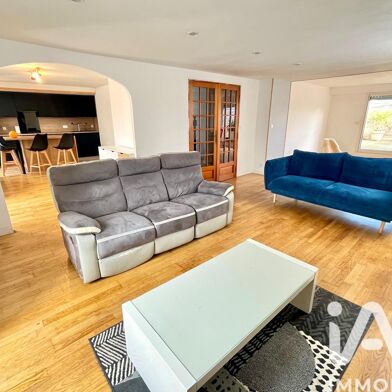 Appartement 6 pièces 214659 €