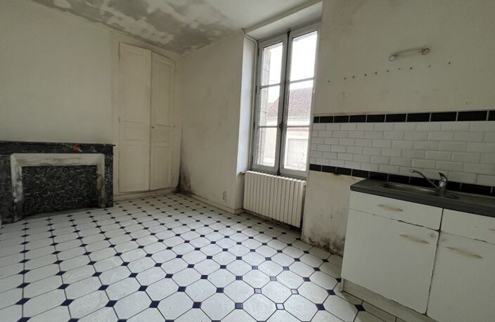 Maison de bourg de 3 pièces principales — photo 2