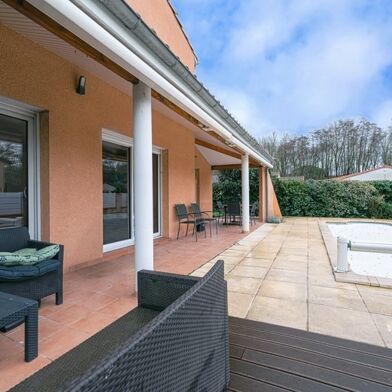 Maison 5 pièces 597000 €