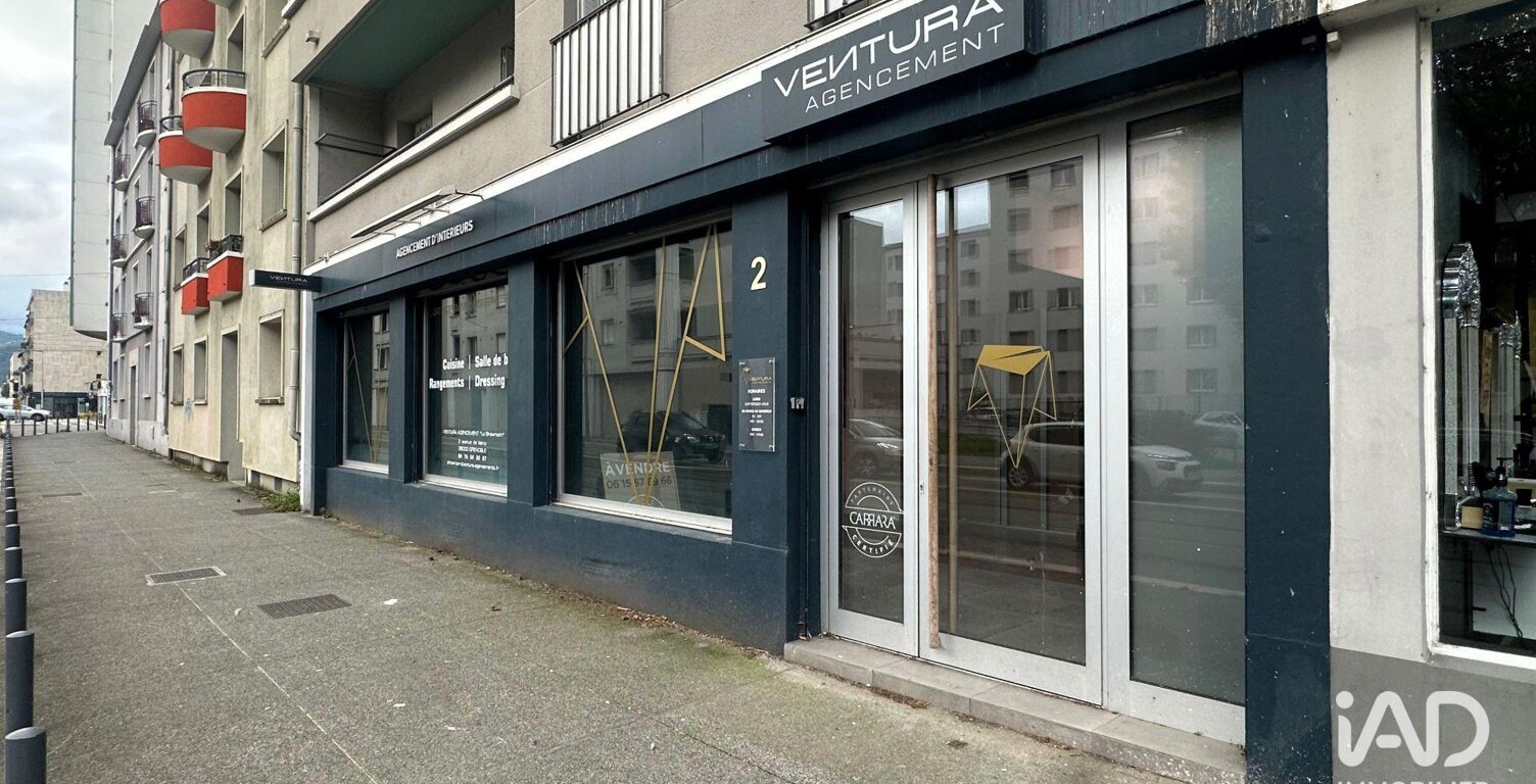 Vente Local d'activités 111 m&sup2; — photo 1
