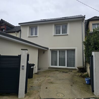 Maison 7 pièces 373000 €