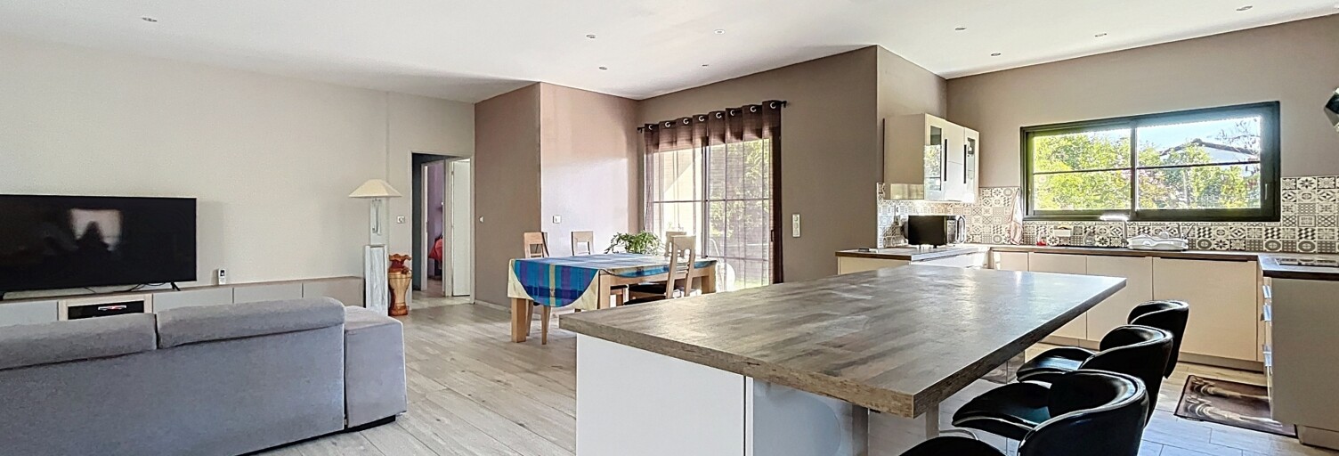 Maison 4 Pièces 134 m² à vendre à Carbon-Blanc (33560)