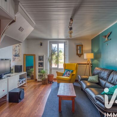 Appartement 6 pièces 180000 €