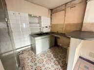 Maison à rénover avec terrain attenant. — photo 4
