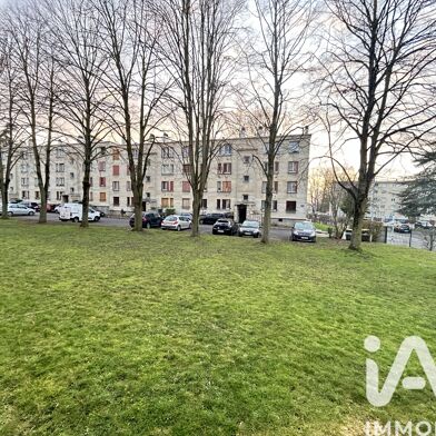 Appartement 3 pièces 135000 €