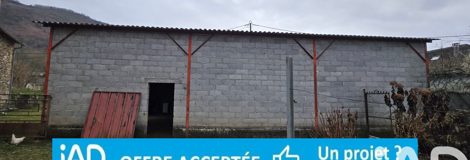 Garage  154 m² à vendre à Lurbe-Saint-Christau (64660)
