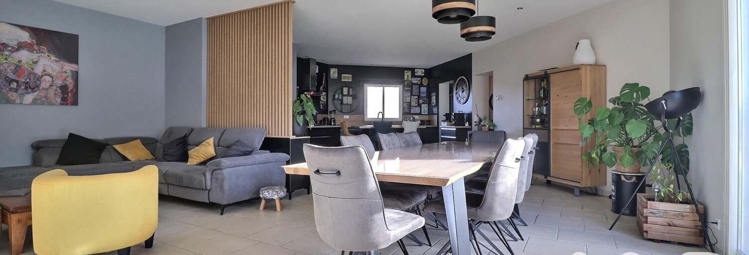 Maison 6 Pièces 142 m² à vendre à Camps-la-Source (83170)