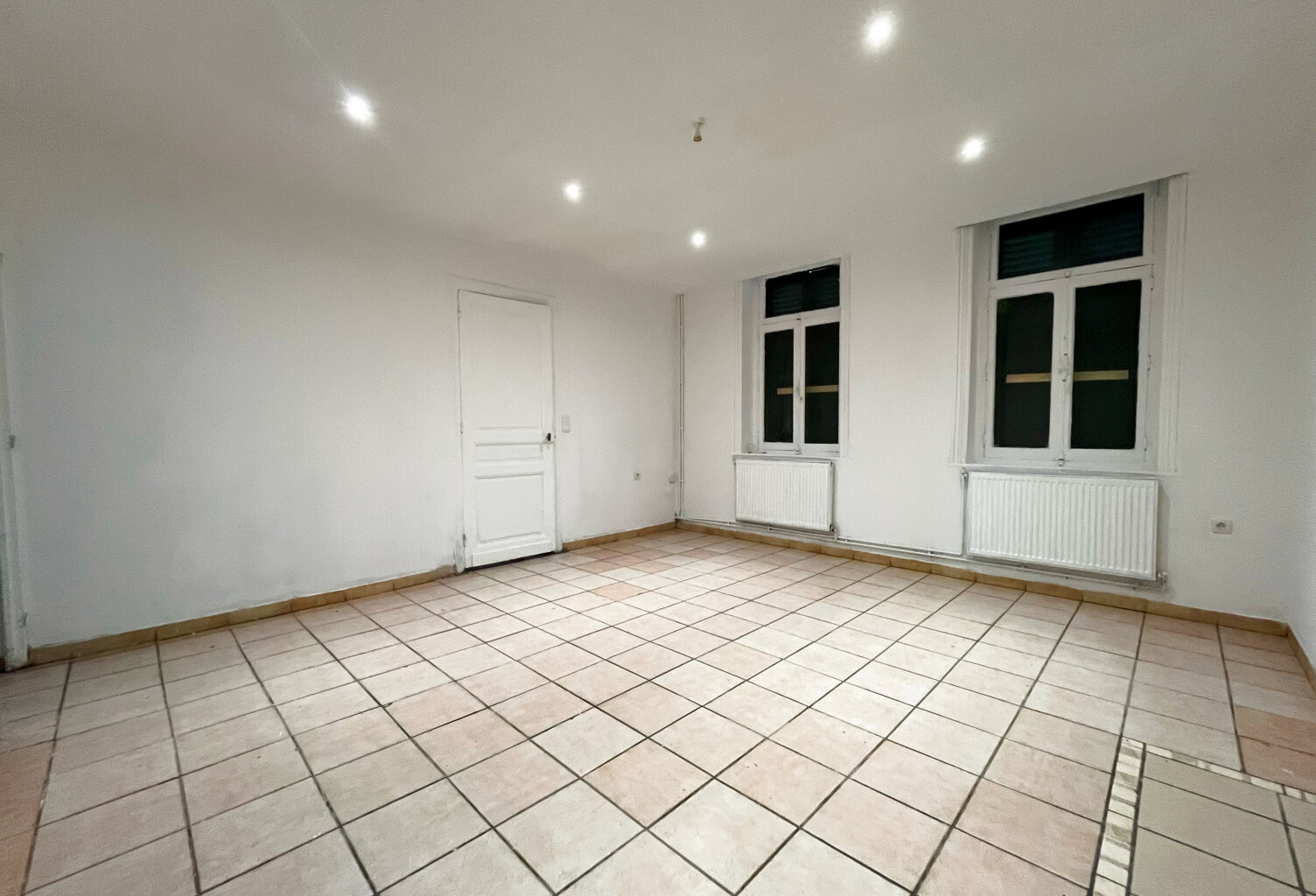 Maison semi bourgeoise centre ville d'HENIN BEAUMONT — photo 1