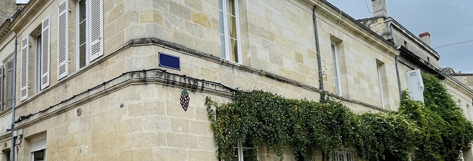 Immeuble  225 m² à vendre à Bordeaux (33800)