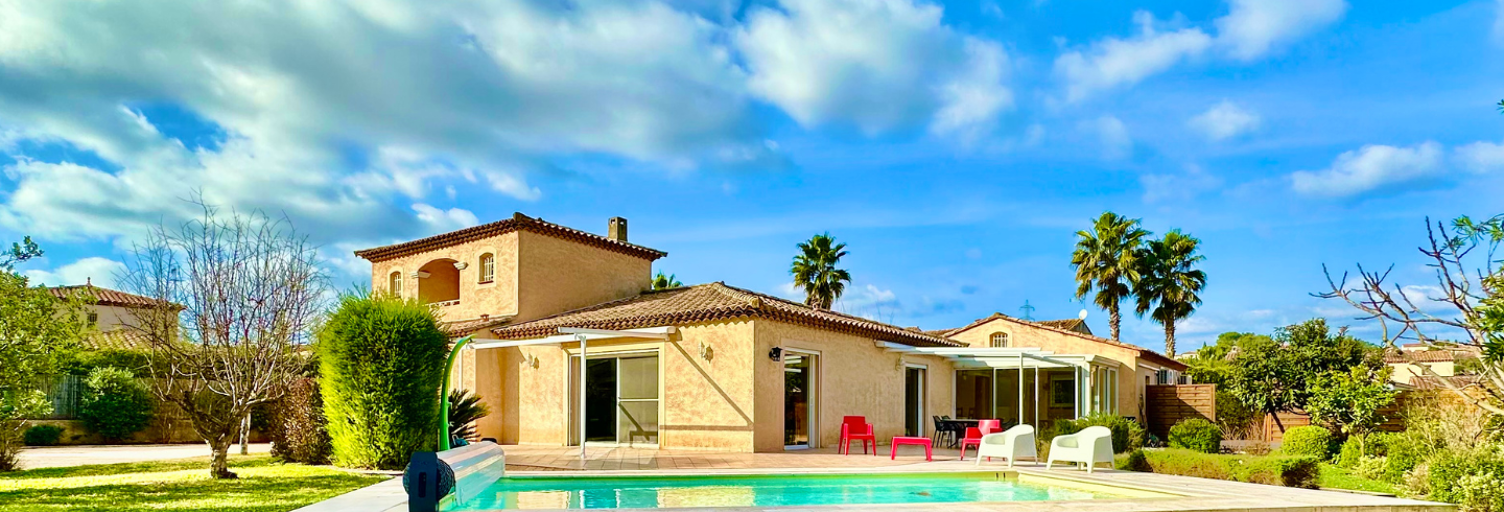 Maison 10 Pièces 253 m² à vendre à La Crau (83260)