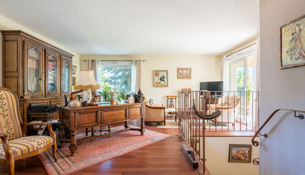 Villa / Maison 5 pièces  à vendre Aubagne 13400