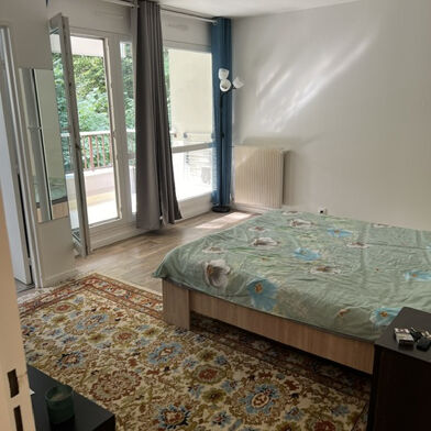 Appartement 1 pièces 735 €