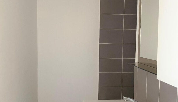 Appartement 4 pièces  à louer Valence 26000