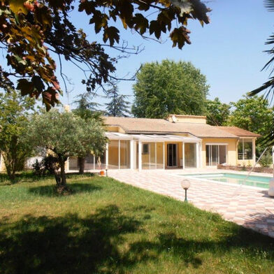 Maison 9 pièces 680000 €