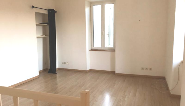 Appartement 2 pièces  à louer Sarras 07370