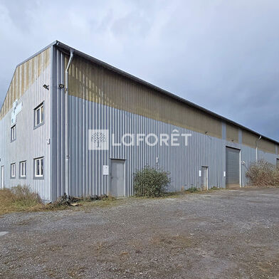 Local industriel 6 pièces 371000 €