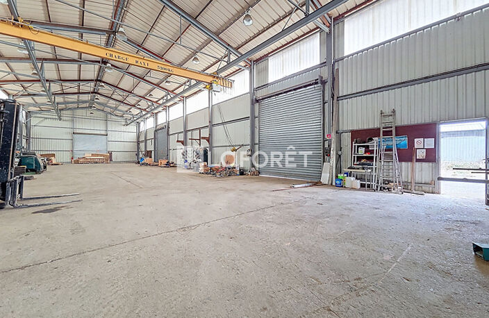 Bâtiment à usage professionnel Lacq 864m² — photo 4