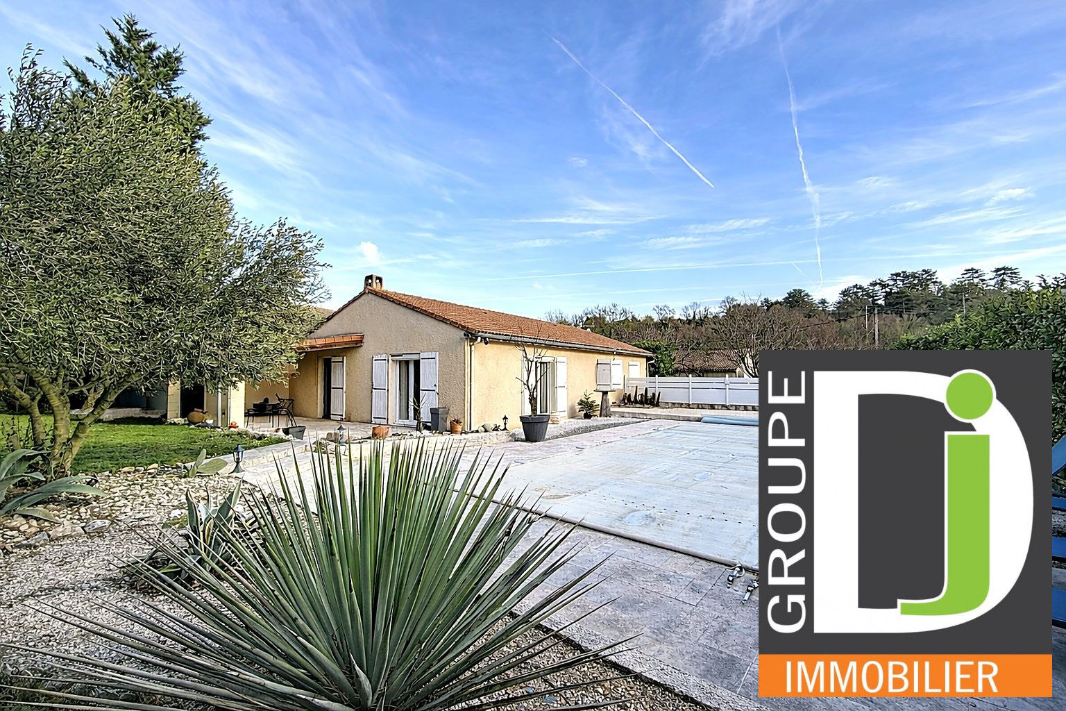 Villa / Maison  T5 à vendre Aouste-sur-Sye 26400