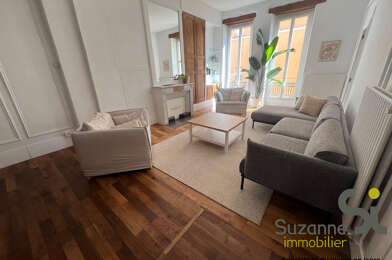 Appartement 5 pièces 1490 €