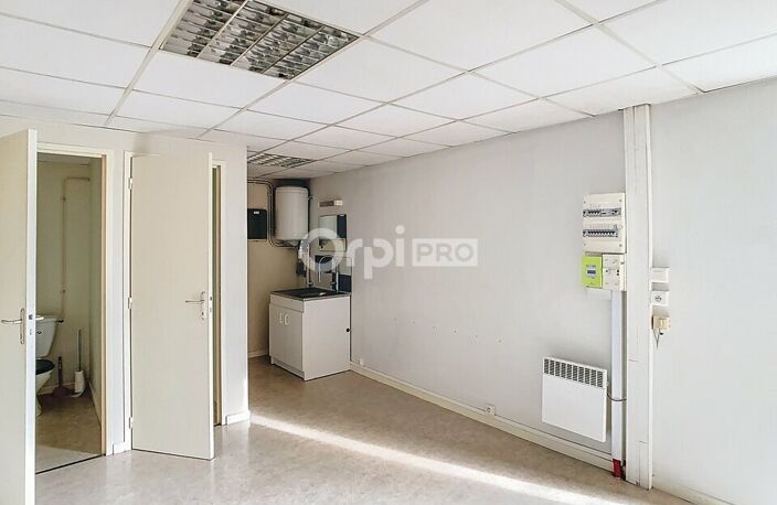 ENTREPOT A LOUER — photo 3