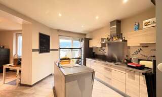 Appartement 5 Pièces 105 m² à vendre à Villers-le-Lac (25130)