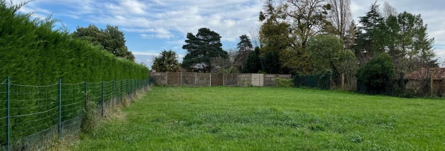 Terrain   m² à vendre à Saint-Porchaire (17250)