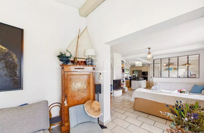 Superbe villa lumineuse vue mer et montagnes avec piscine – Mand — photo 4