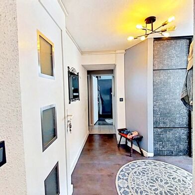 Appartement 5 pièces 170000 €