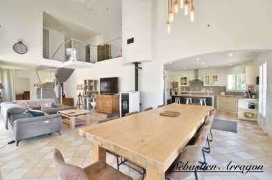 Maison 6 pièces 499900 €