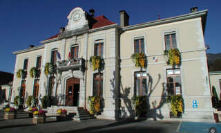 Terrain  606 m² à vendre à Thoiry (01710)