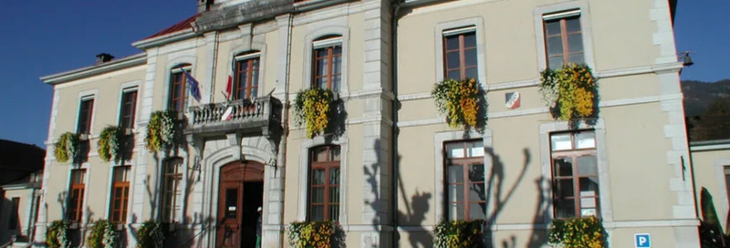 Terrain  606 m² à vendre à Thoiry (01710)