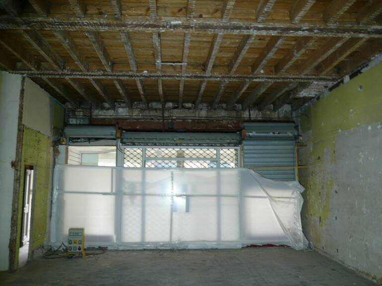 ⚜ COGNAC Rue Piétonne, A vendre IMMEUBLE à RENOVER avec Local Commercial et Logements  ⚜ — photo 1