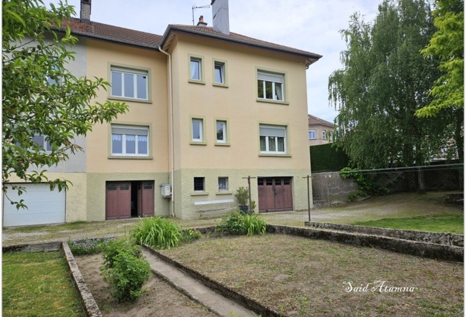Maison à vendre 8 pièces de 195m² CHATEL SUR MOSELLE (88), situé su un terrain de 620m² — photo 1