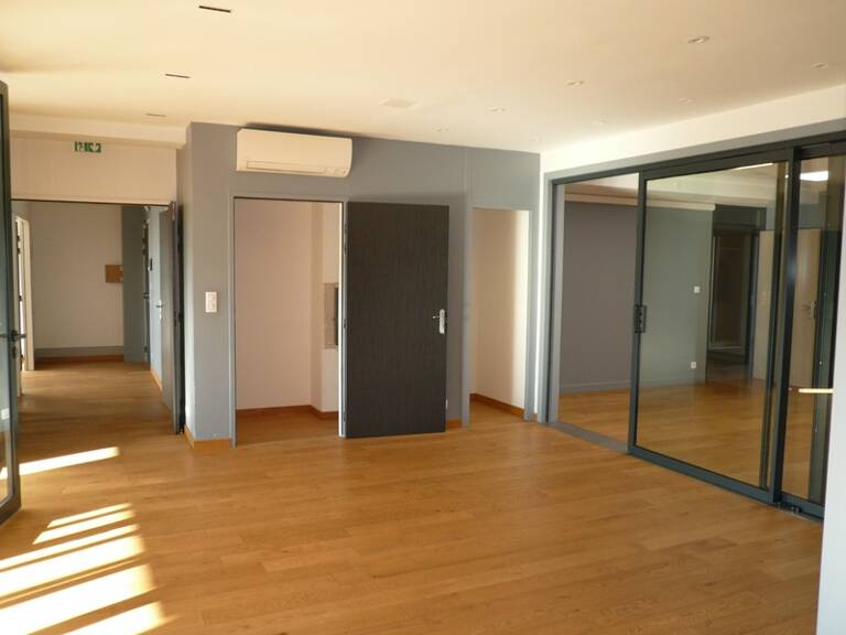 ⚜ COGNAC A Vendre Local/bureau - (Appartement) ⚜ — photo 1