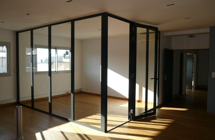 ⚜ COGNAC A Vendre Local/bureau - (Appartement) ⚜ — photo 4