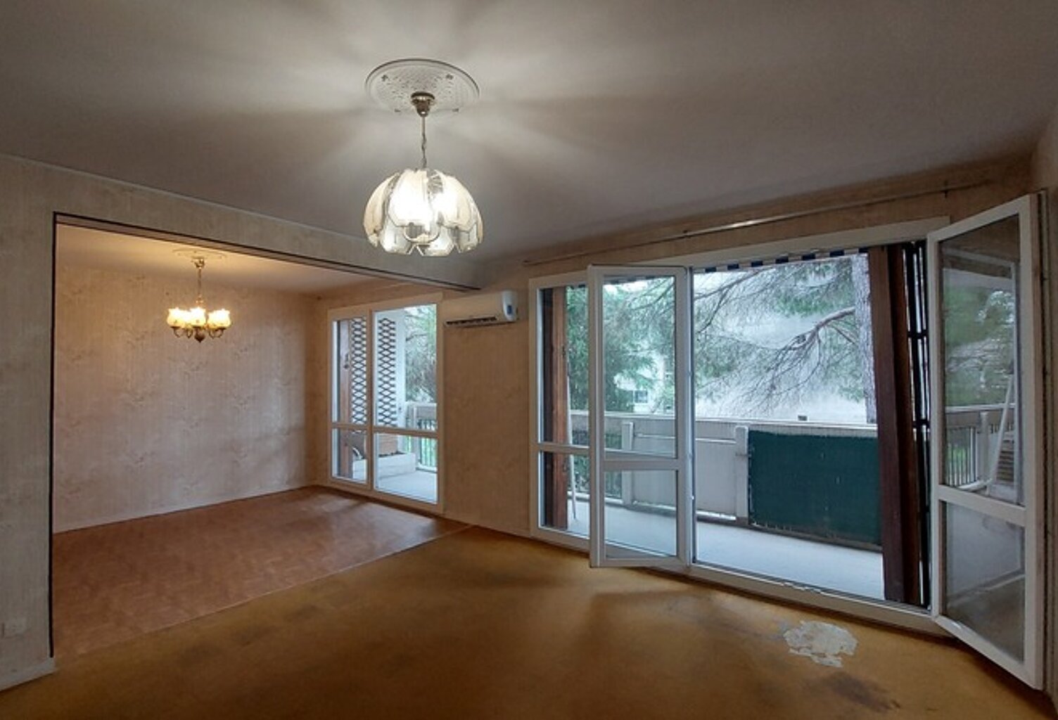 Appartement à vendre 3 pièces AVIGNON (84) — photo 1