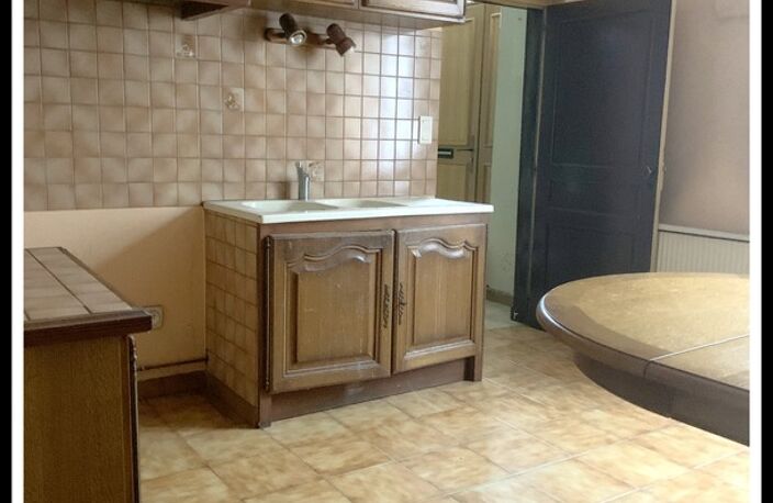 Maison à vendre 3 pièces - 2 chambres - 2 entrées MIRANDE (32) — photo 4