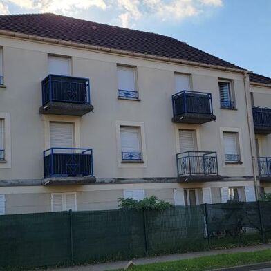 Appartement 1 pièces 700 €