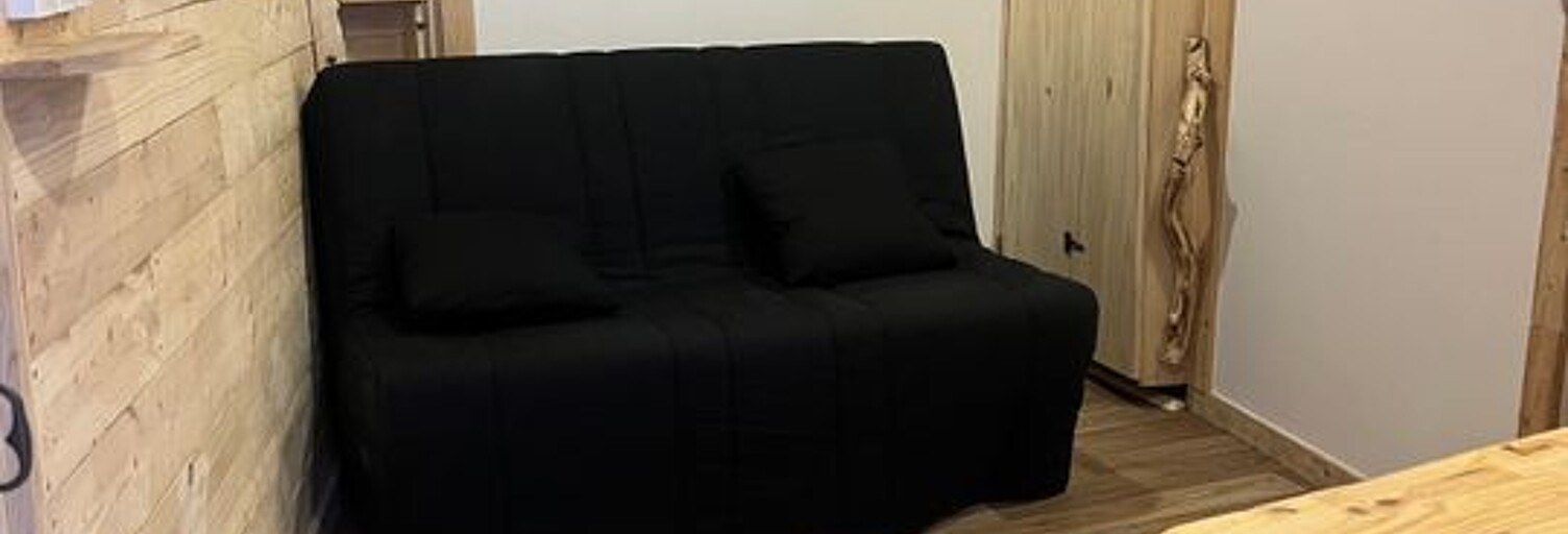 Appartement 1 Pièce 12 m² à louer à Pierrefeu-du-Var (83390)