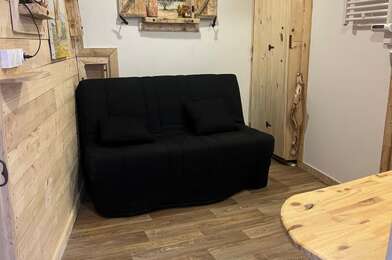 Appartement 1 pièces 450 €