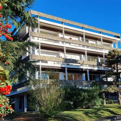 Appartement 4 pièces 254400 €