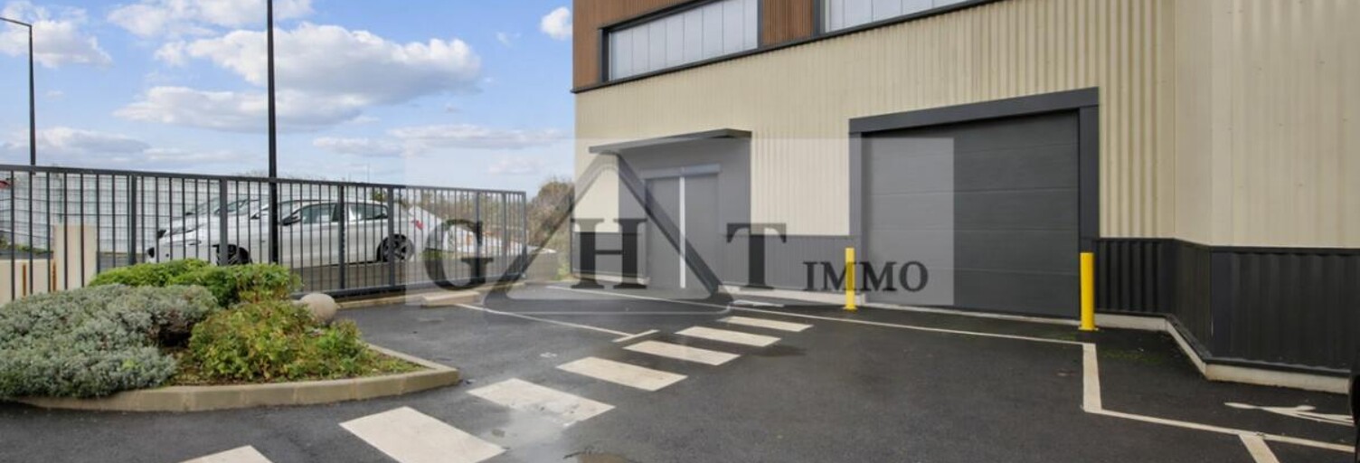 Local industriel  379 m² à louer à Marcoussis (91460)
