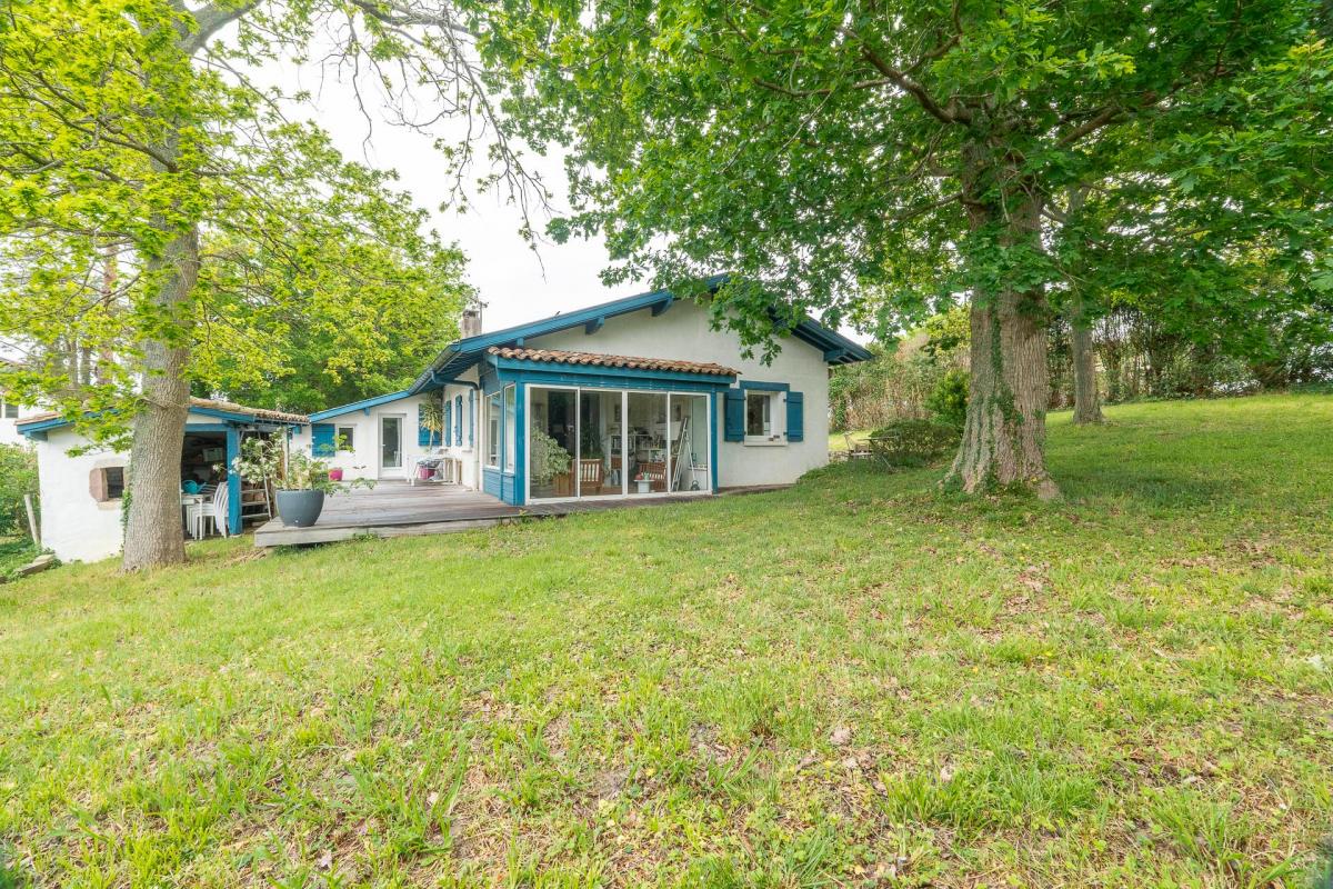 Villa / Maison  T5 à vendre Arbonne 64210