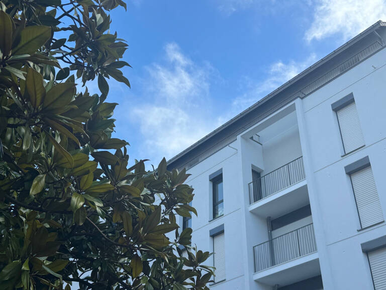 Rue de GIGANT - Studio récent avec balcon et parking — photo 1