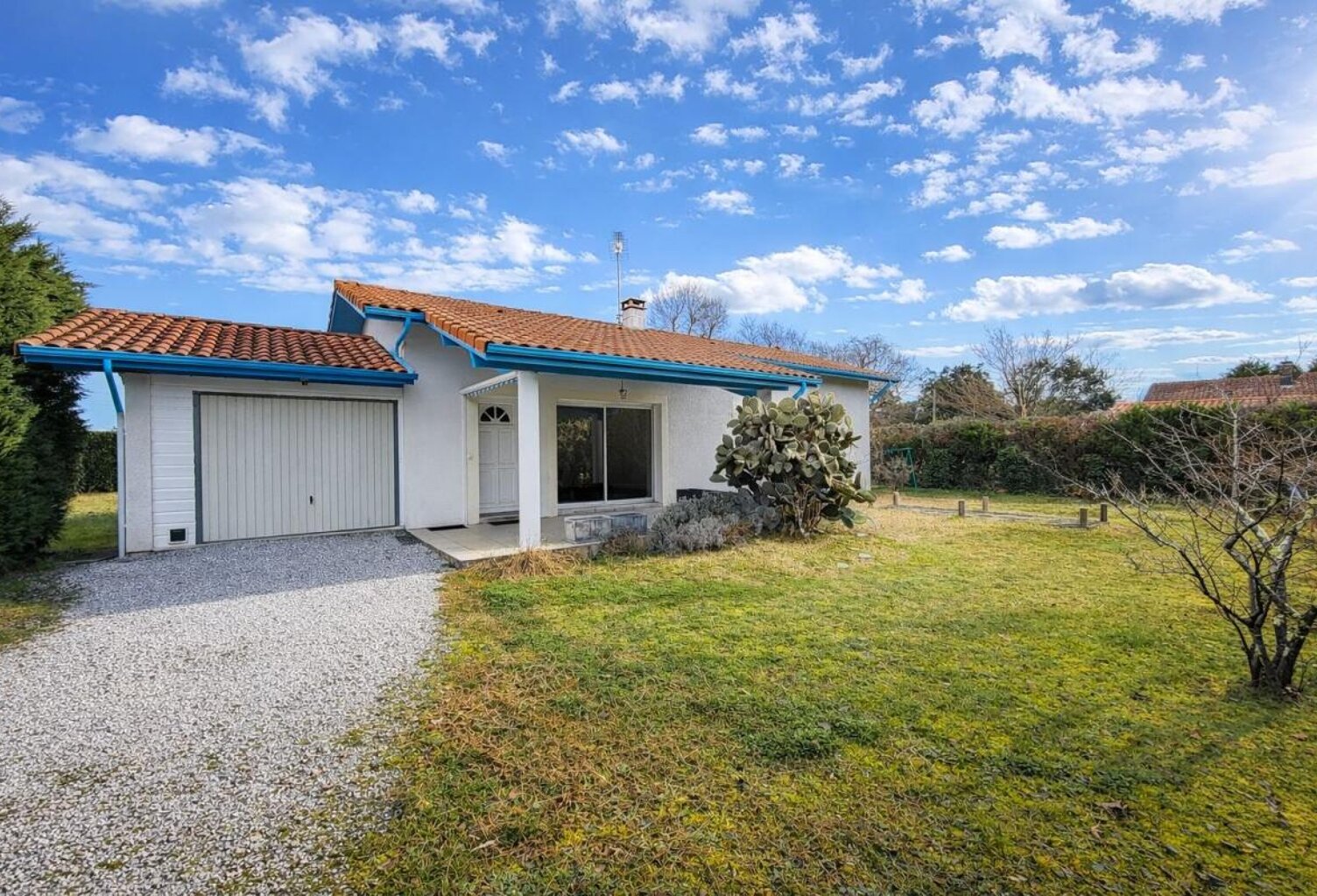 EXCLUSIVITE : Maison de plain pied à vendre à Saubion – Grand terrain — photo 1