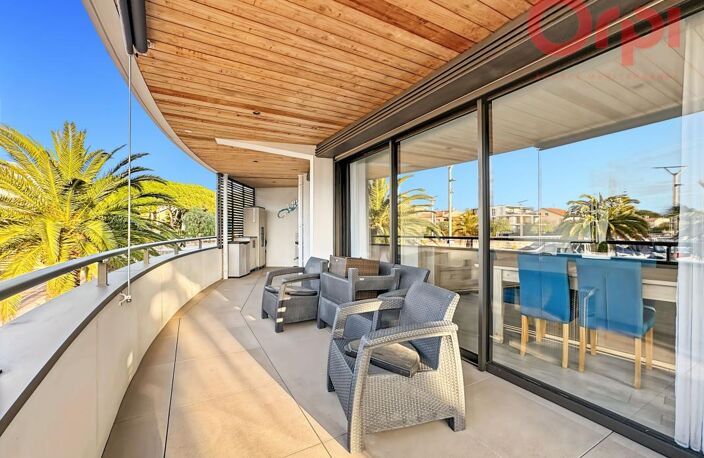 Port Fréjus II, magnifique 3 pièces avec garage à vendre dans résidence de standing — photo 3