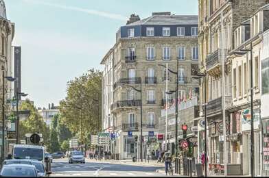 Commerce  125000 €