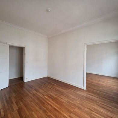 Appartement 5 pièces 1035 €