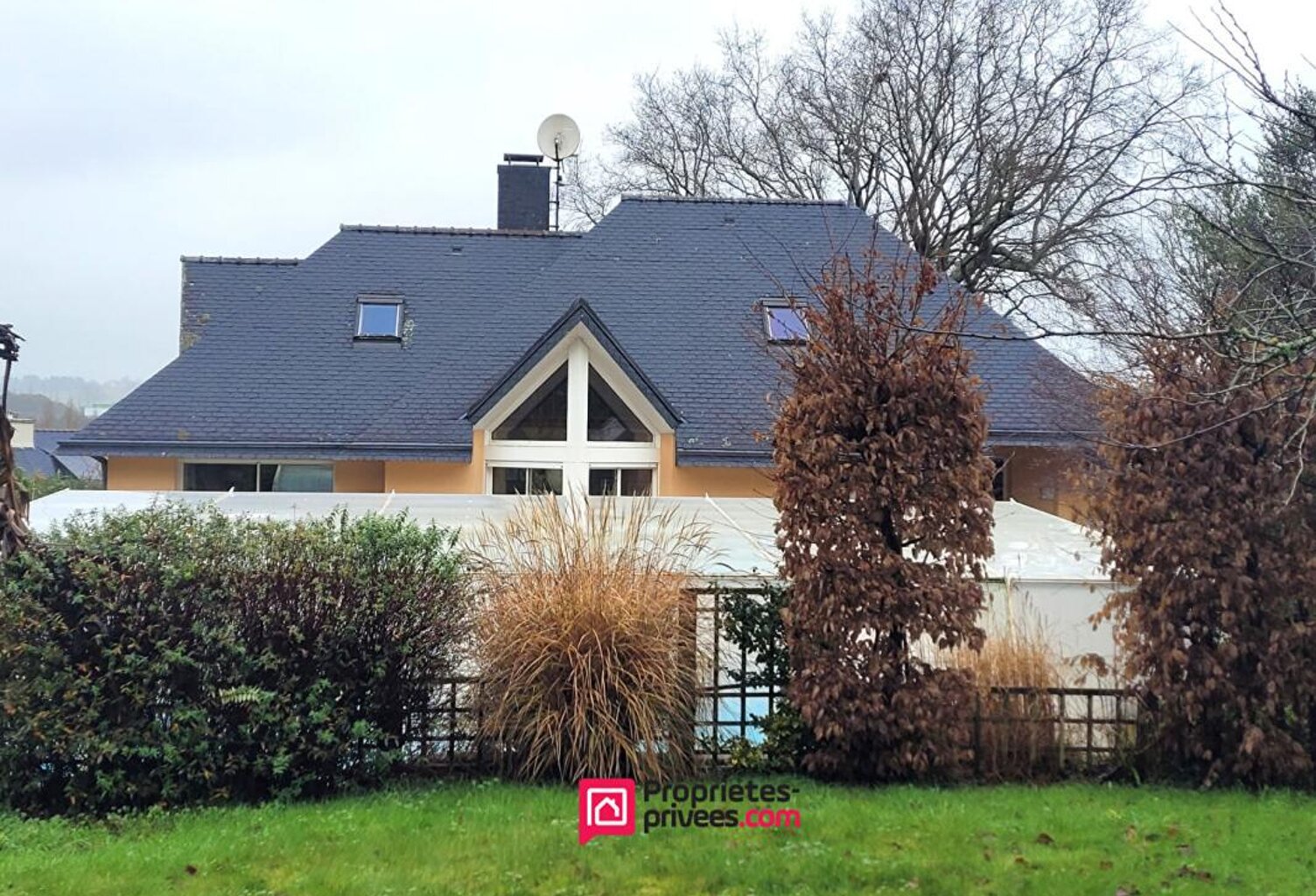 29000 QUIMPER - Maison avec piscine  6 pièce(s)  174 m2 — photo 1