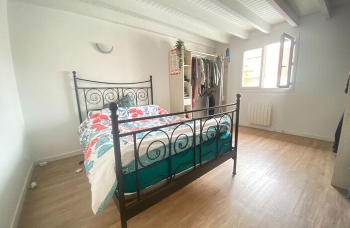 Maison divisée en deux appartements avec jardinet — photo 5